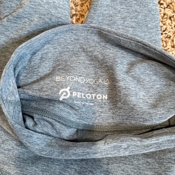 Beyond Yoga x Peloton "Caught In The Midi" - Picture 4 of 4